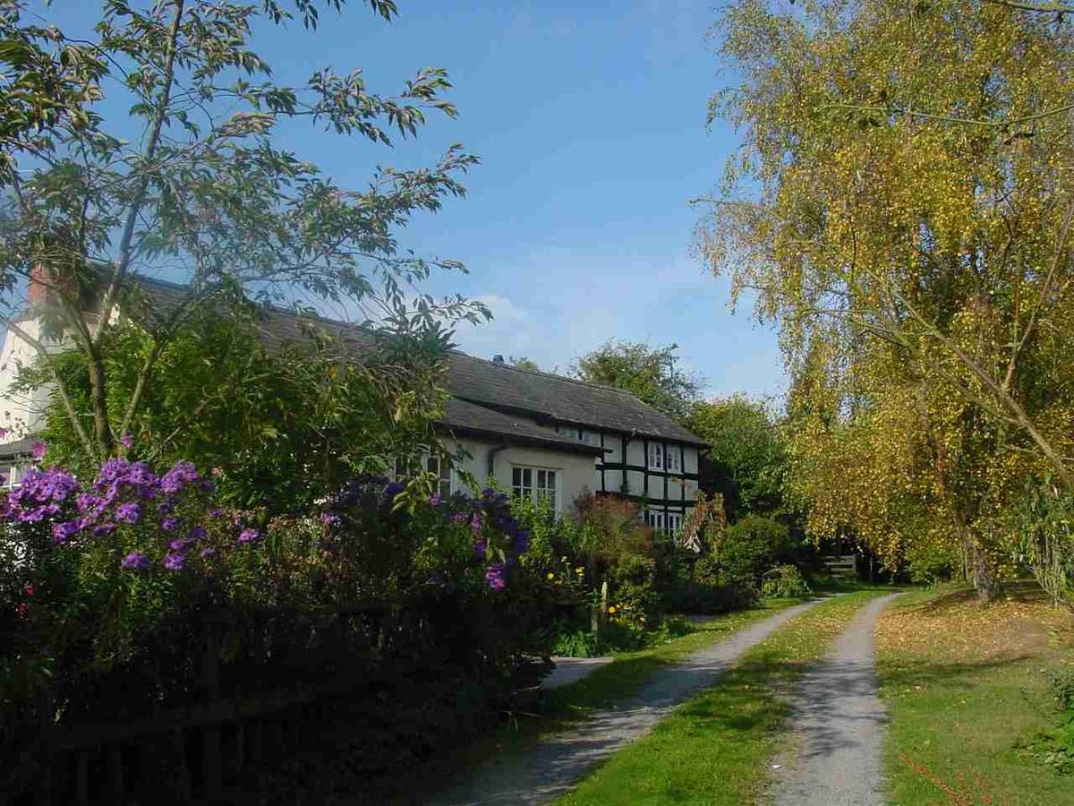 Yew Tree Cottage Леминстер Экстерьер фото